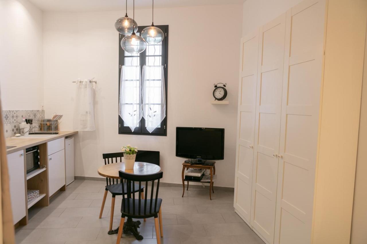 Studio Vaucluse Clovis LʼIsle-sur-la-Sorgue Zewnętrze zdjęcie