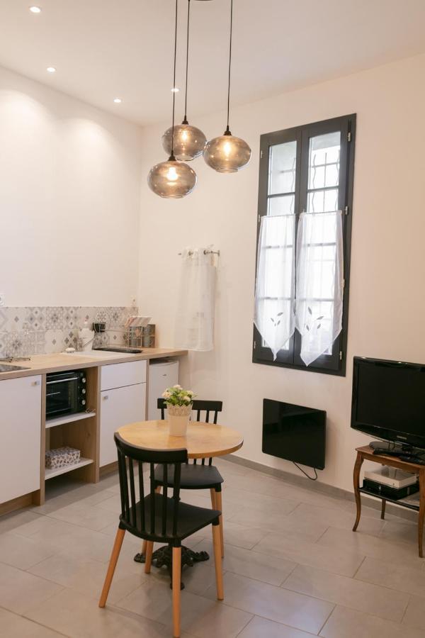 Apartament Studio Vaucluse Clovis LʼIsle-sur-la-Sorgue Zewnętrze zdjęcie